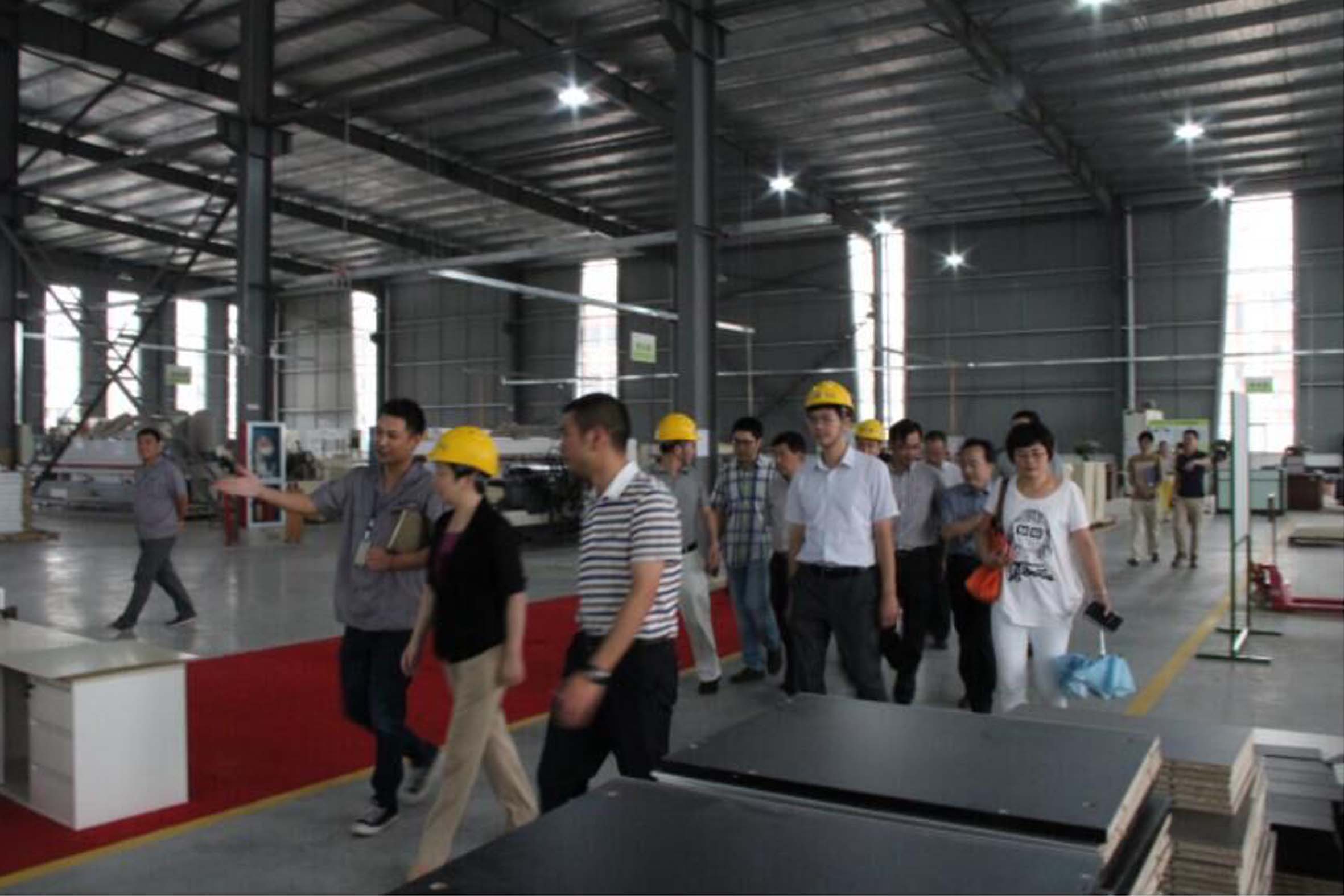 南京辦公家具廠家南京附近辦公家具廠家哪家好，南京優(yōu)質(zhì)辦公家具廠家